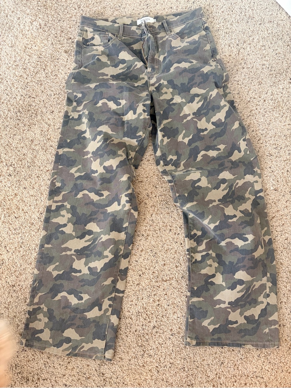 Hidden Camo Jeans